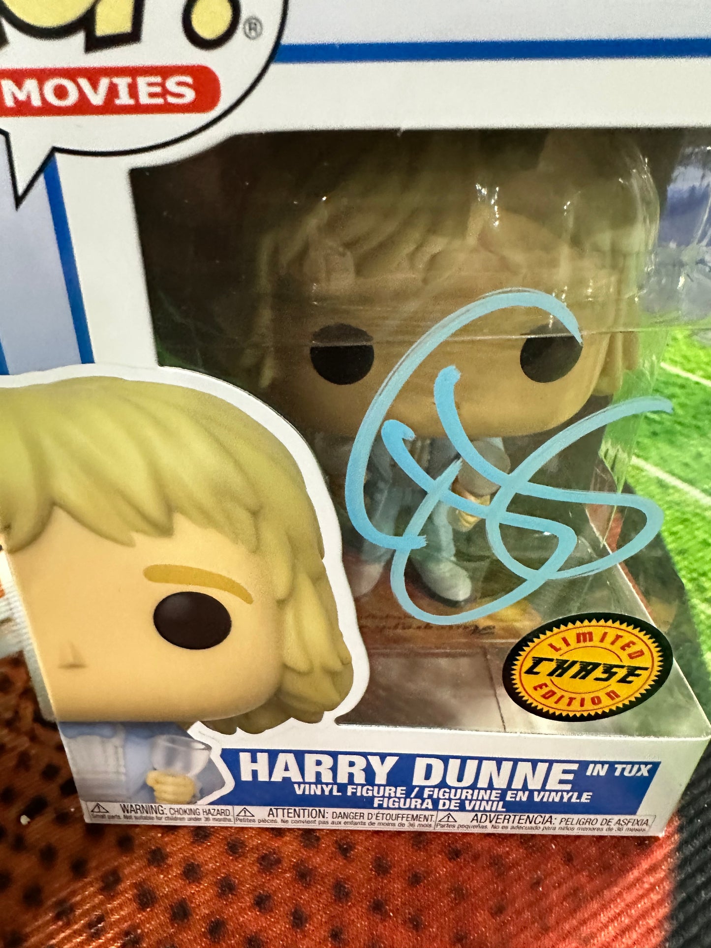 Jim Carrey & Jeff Daniels Each Hand Signed " Dumb And Dumber " Funko Pops # 1040. 1041) W/ COA