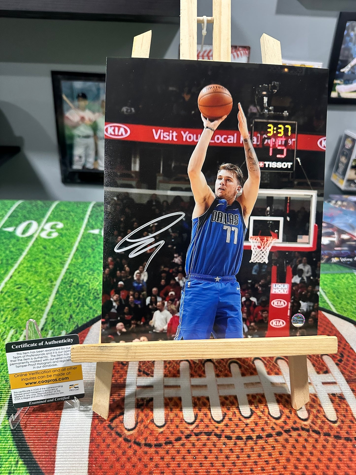 Luka Doncic Dallas Mavericks Hand Signed 8x10 Photo W/ COA