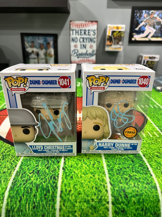 Jim Carrey & Jeff Daniels Each Hand Signed " Dumb And Dumber " Funko Pops # 1040. 1041) W/ COA