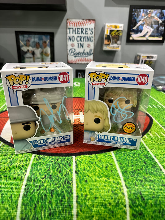 Jim Carrey & Jeff Daniels Each Hand Signed " Dumb And Dumber " Funko Pops # 1040. 1041) W/ COA